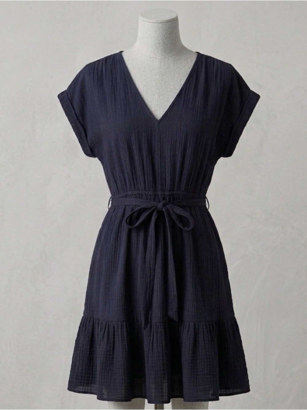GAP Black Crinkle Gauze V-Neck Midi Dress with Waist Tie & Ruffle Hem Resort